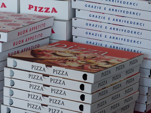 pizza krabice.jpg