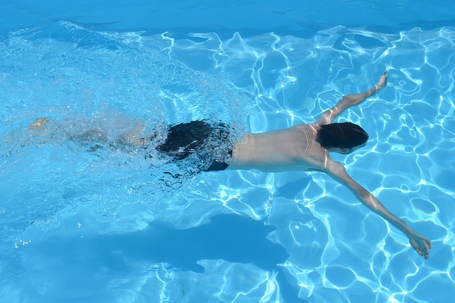 plavání mladika