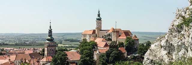panorama hradu v Mikulově